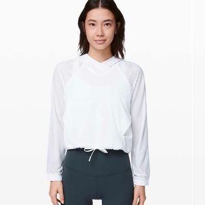 Lululemon Catch a Breeze Pullover